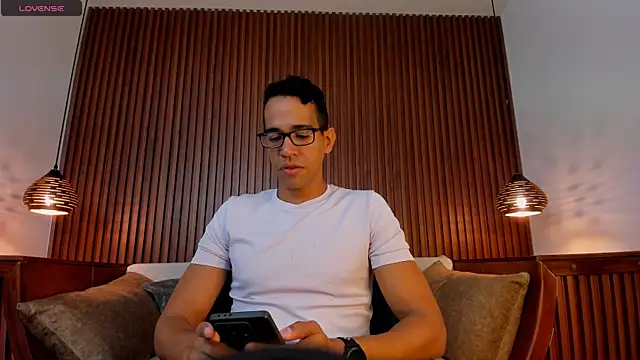 JacobDraven online show from October 11, 7:45 pm