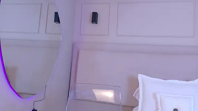 Snapshot of ZaneDawson chatting on January 7, 7:27 pm ZaneDawson online show from January 7, 7:27 pm