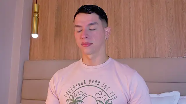 Snapshot of ZaneDawson chatting on January 18, 2:43 pm ZaneDawson online show from January 18, 2:43 pm