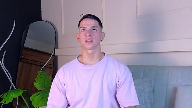 Snapshot of ZaneDawson chatting on February 8, 2:04 am ZaneDawson online show from February 8, 2:04 am