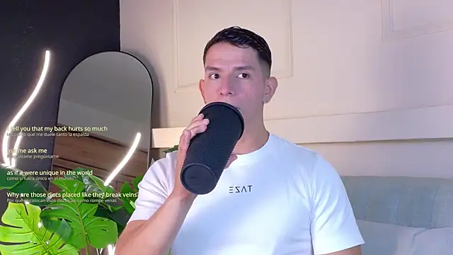 Snapshot of ZaneDawson chatting on February 9, 11:09 pm ZaneDawson online show from February 9, 11:09 pm