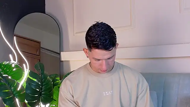 Snapshot of ZaneDawson chatting on February 27, 9:48 pm ZaneDawson online show from February 27, 9:48 pm