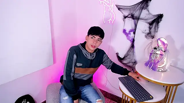 Peter chase online show from October 22, 7:46 pm