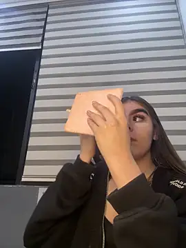 SofiaFontaiine online show from November 13, 3:38 am