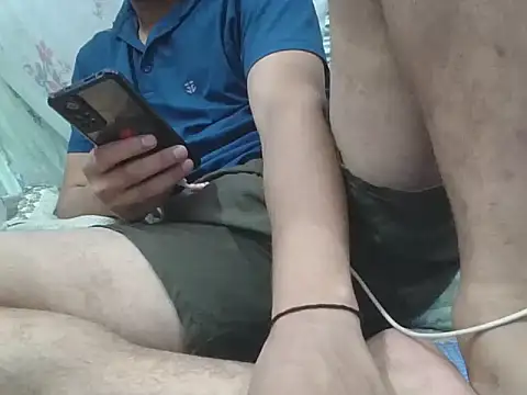 Snapshot of hornyboy4321q chatting on December 1, 3:28 pm hornyboy4321q online show from December 1, 3:28 pm