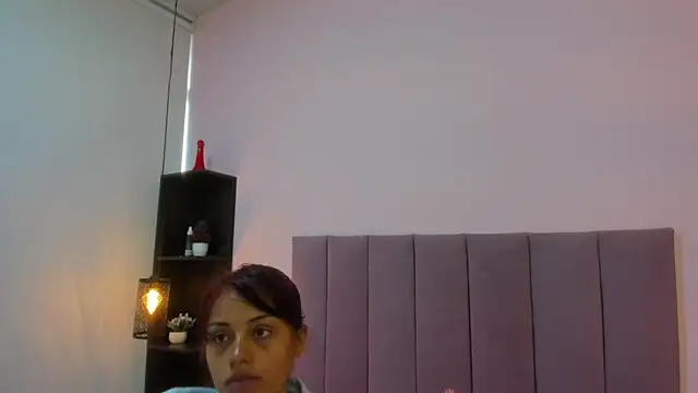 HoollyHendrix online show from October 23, 8:51 pm