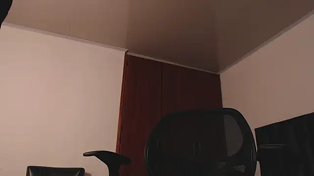 Snapshot of jaico_santos chatting on December 1, 10:59 pm jaico santos online show from December 1, 10:59 pm