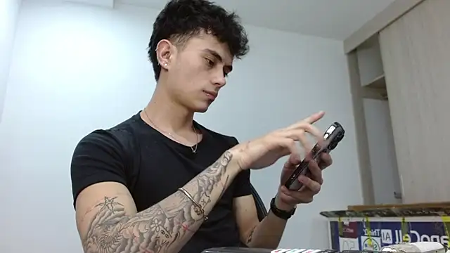 jaico santos online show from April 6, 11:38 pm