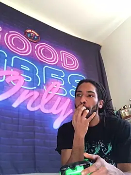 Mikaaa97 online show from February 25, 11:42 am