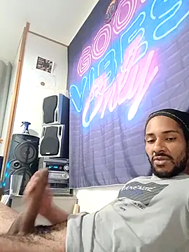 Mikaaa97 online show from April 5, 12:41 am