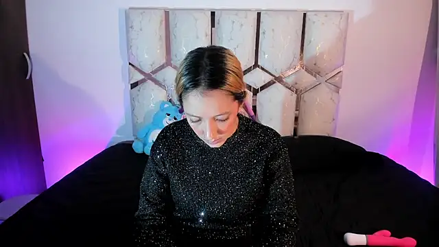 Isa klein online show from June 20, 3:53 am