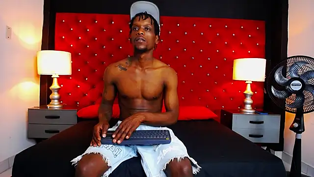 SkylerBigxxx online show from November 7, 3:50 am