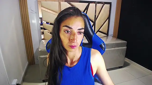 Maily a  online show from January 17, 3:00 am