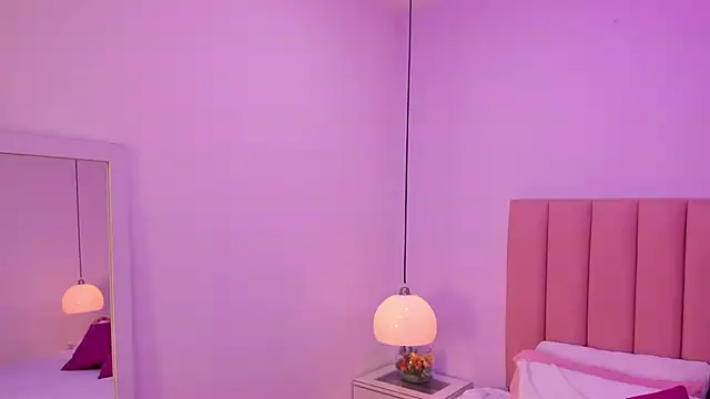 Amy Ferreira online show from October 13, 3:06 am