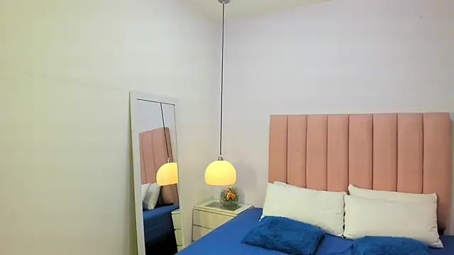 Amy Ferreira online show from November 15, 11:32 pm