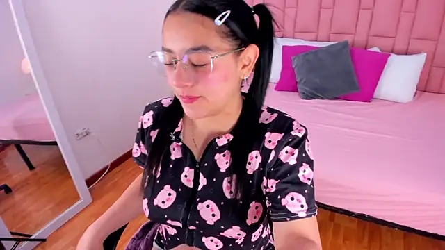 Amy Ferreira online show from December 21, 12:51 am