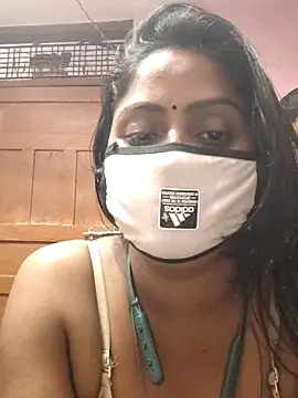 Snapshot of Jasmine_Januja chatting on November 14, 12:20 am Jasmine Januja online show from November 14, 12:20 am