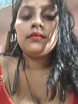 Jasmine Januja online show from July 3, 2:18 am