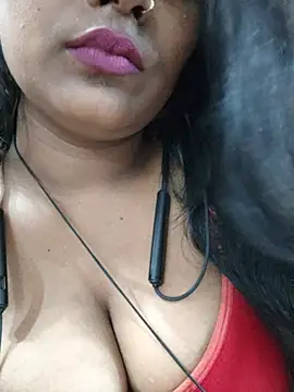 Jasmine Januja online show from July 10, 3:11 am