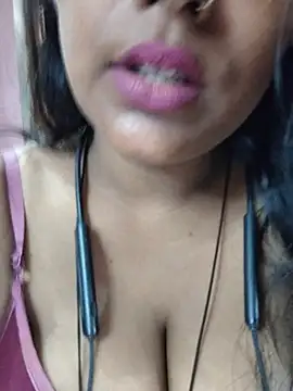 Jasmine Januja online show from July 15, 2:28 am