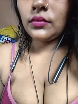 Jasmine Januja online show from July 19, 10:52 am
