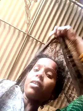 Snapshot of Km_kalpna chatting on September 22, 4:03 am Km kalpna online show from September 22, 4:03 am