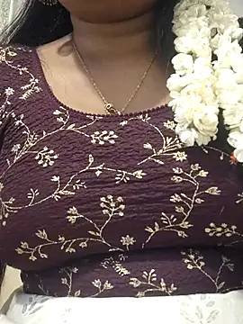 Snapshot of TAMIL_AMMUKUTTYY chatting on February 25, 6:50 pm TAMIL AMMUKUTTYY online show from February 25, 6:50 pm