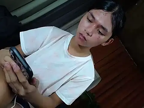 sweet athena online show from April 14, 10:10 am