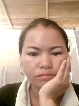 emly-xinh18 online show from September 23, 6:05 am