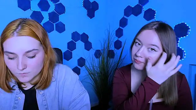 casey meow  online show from February 27, 9:42 am