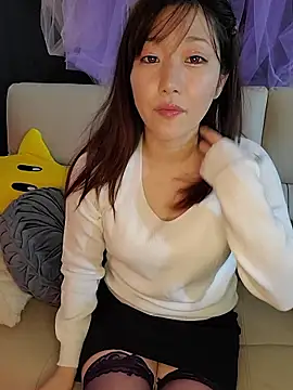 M Kaede online show from November 28, 7:38 pm