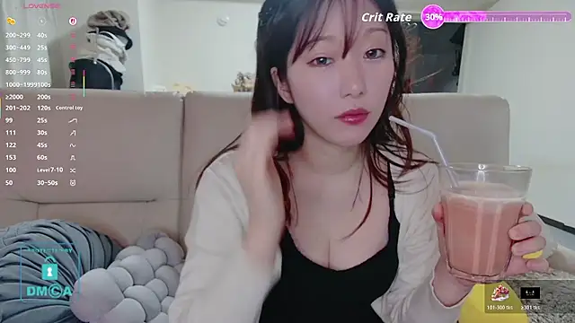 M Kaede online show from December 18, 5:02 am