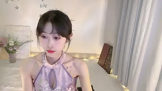Snapshot of ai-ai-mi chatting on October 19, 11:11 am ai-ai-mi online show from October 19, 11:11 am