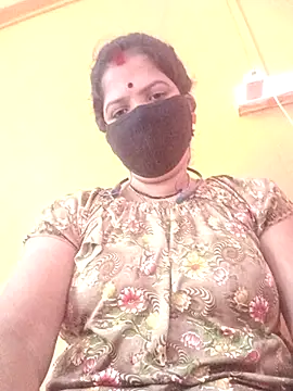 Hott locky online show from November 2, 9:33 am