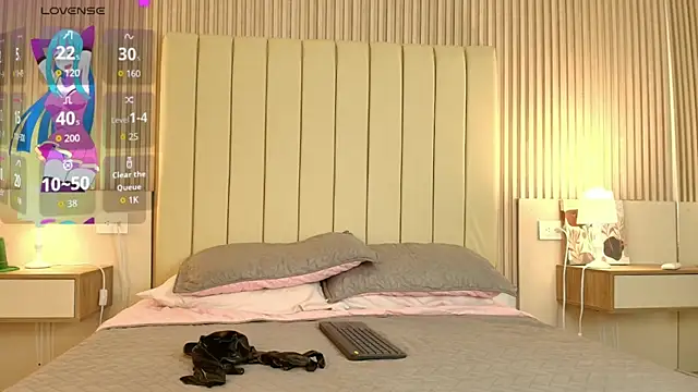 alessia moon1 online show from March 19, 12:42 pm