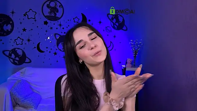 ariana ross7 online show from April 17, 7:50 pm