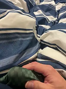 Snapshot of jagmjdw09542 chatting on October 6, 12:57 pm jagmjdw09542 online show from October 6, 12:57 pm