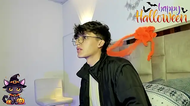 Snapshot of bellmontneon chatting on October 27, 11:36 am bellmontneon online show from October 27, 11:36 am