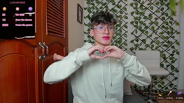 Snapshot of bellmontneon chatting on November 18, 11:36 am bellmontneon online show from November 18, 11:36 am