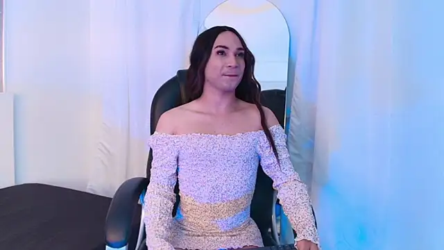 Snapshot of Juanita__acosta1 chatting on September 29, 12:21 pm Juanita acosta1 online show from September 29, 12:21 pm