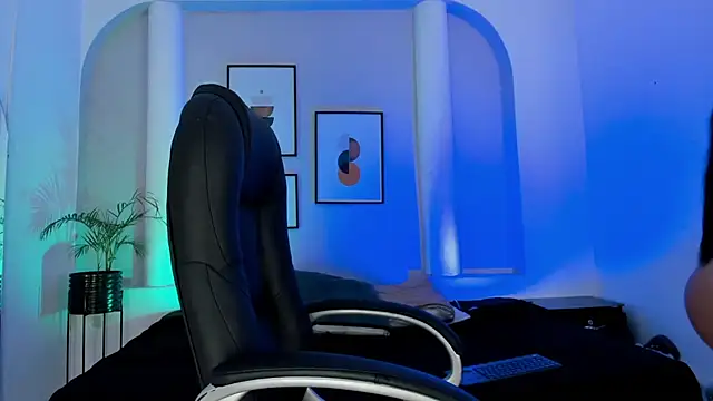 Snapshot of Juanita__acosta1 chatting on November 26, 1:56 pm Juanita acosta1 online show from November 26, 1:56 pm