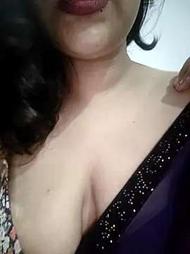 Snapshot of Bhaavyasingh chatting on September 21, 8:32 pm Bhaavyasingh online show from September 21, 8:32 pm