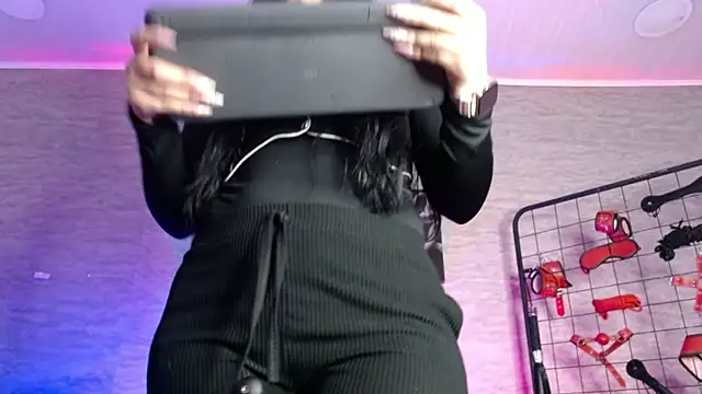 Snapshot of Daphnee-x chatting on January 17, 11:59 am Daphnee-x online show from January 17, 11:59 am