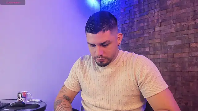 Snapshot of Jacob19_ chatting on September 17, 1:24 pm Jacob19  online show from September 17, 1:24 pm