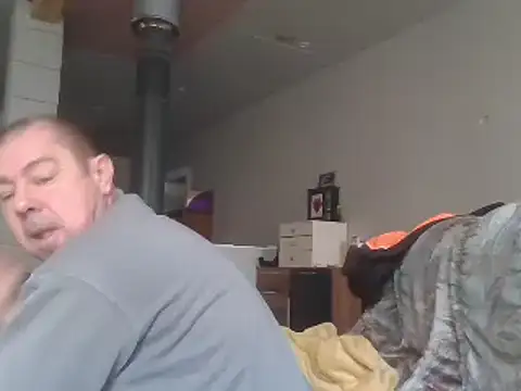 hugoboys4576 online show from December 17, 11:27 am