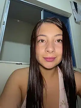 Karlee Grey1 online show from October 28, 2:15 am