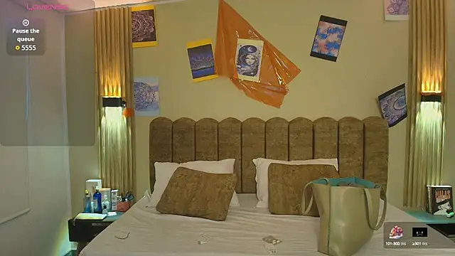 Snapshot of Sasharosee2 chatting on October 1, 12:22 pm Sasharosee2 online show from October 1, 12:22 pm