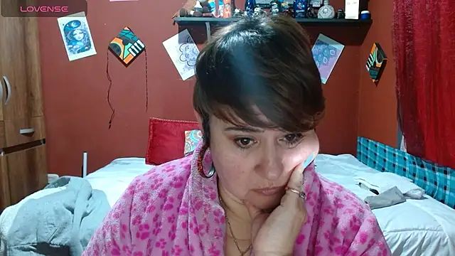 Snapshot of Sasharosee2 chatting on October 8, 12:03 pm Sasharosee2 online show from October 8, 12:03 pm