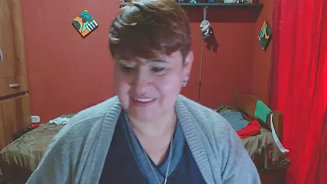 Snapshot of Sasharosee2 chatting on December 21, 1:29 pm Sasharosee2 online show from December 21, 1:29 pm