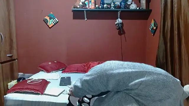 Snapshot of Sasharosee2 chatting on January 19, 12:09 pm Sasharosee2 online show from January 19, 12:09 pm